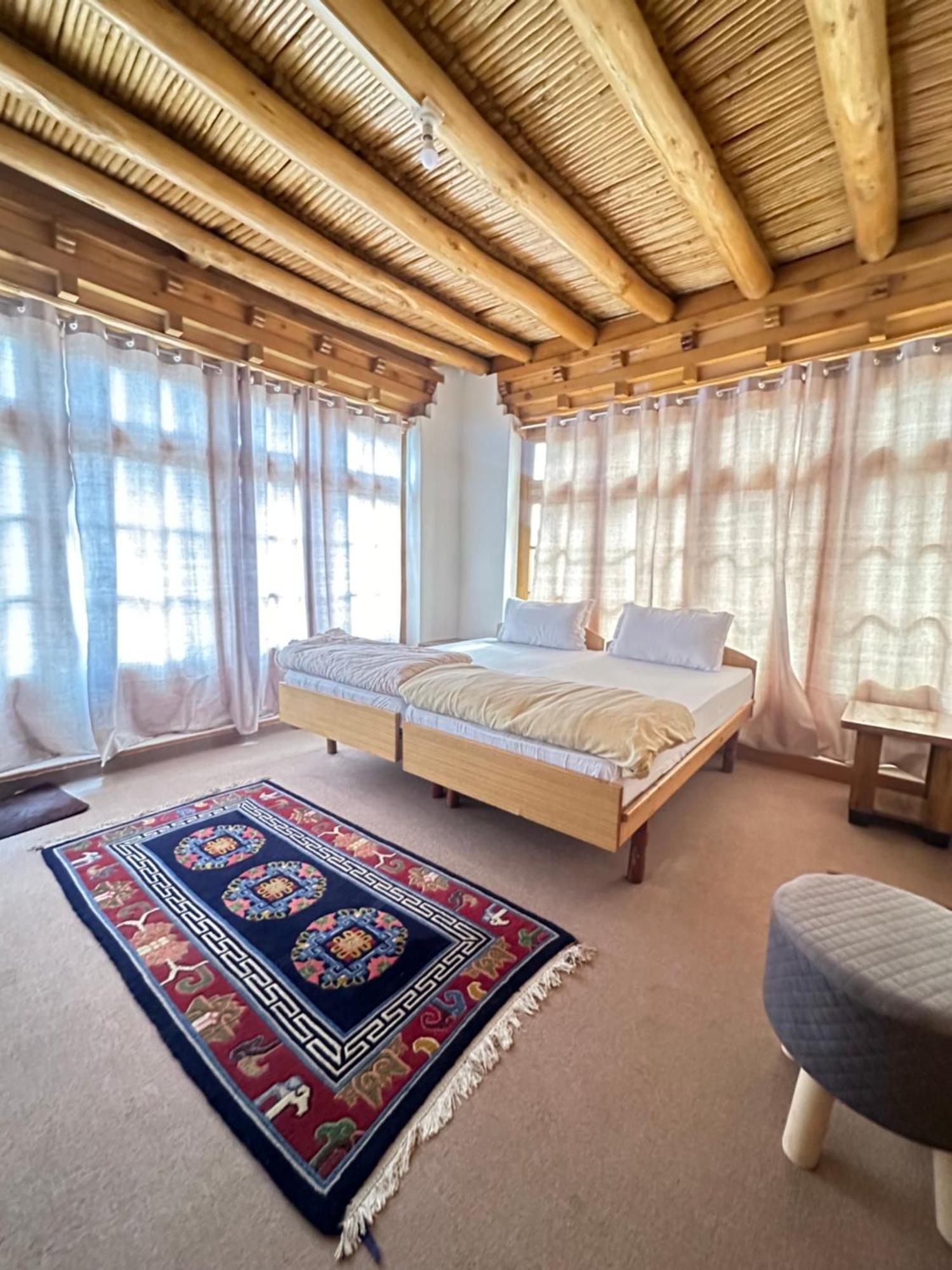 Thangkop House Leh Eksteriør billede