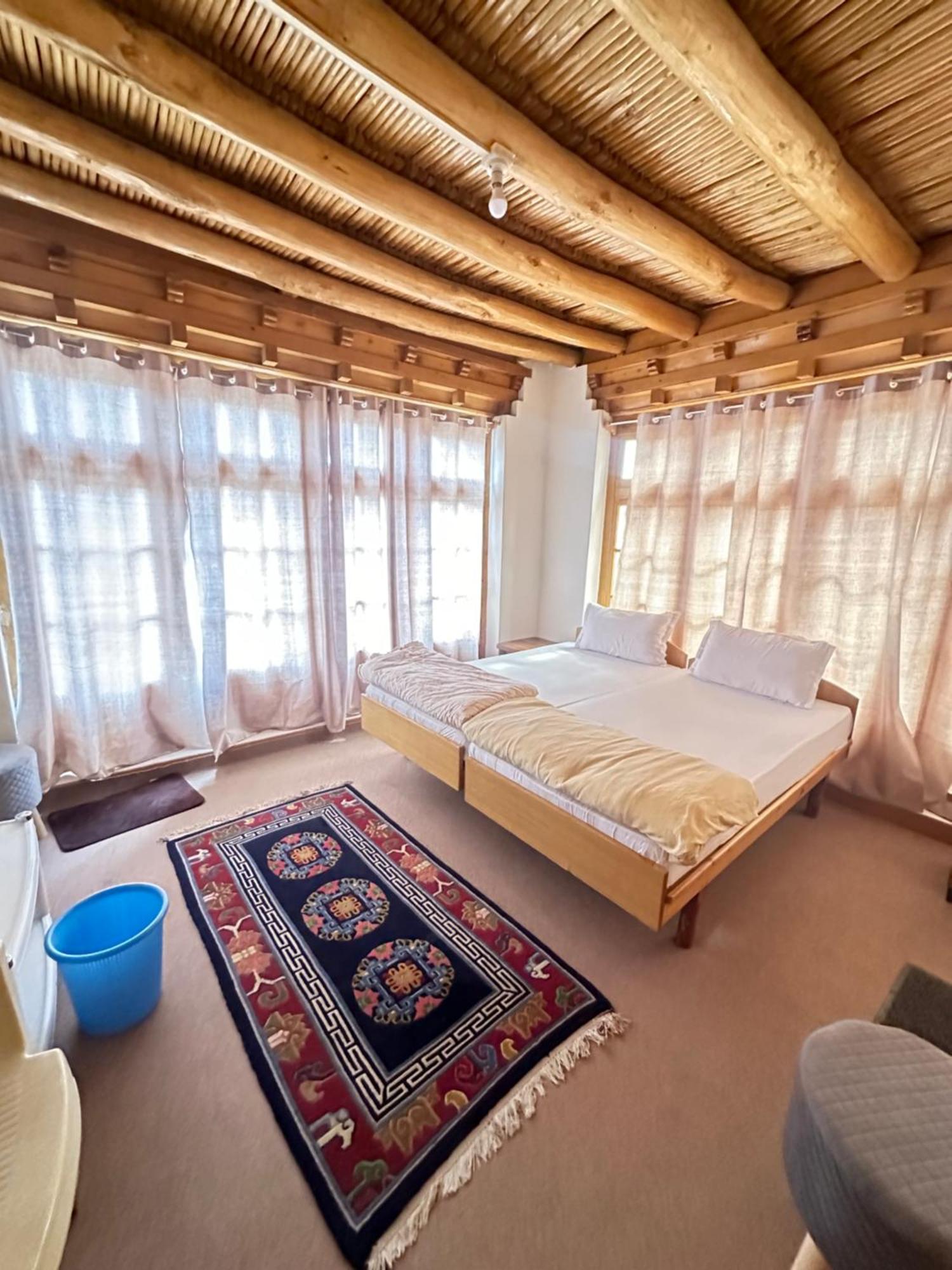 Thangkop House Leh Eksteriør billede